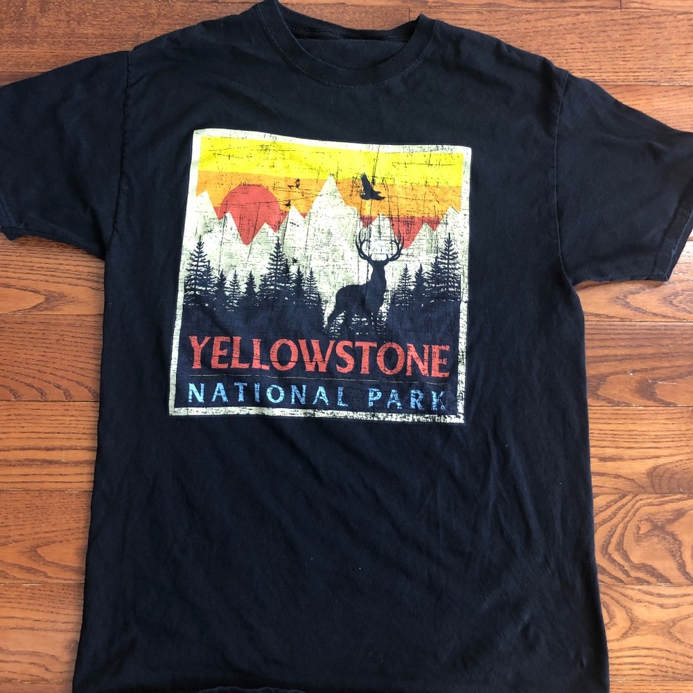 * final reduction * Yellowstone National Park T-shirt